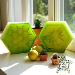 (2)Hexagonal Glycerin Honey Spiced Pear Bee Design 4oz Soap